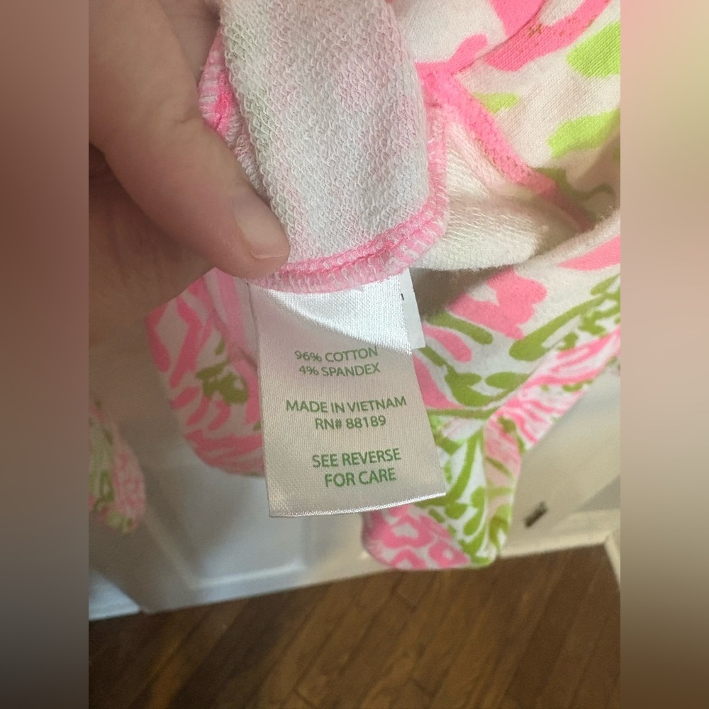 Lilly Pulitzer UPF 50+ Captain Popover – Size Small | Pink Sunset “Home Slice” - Picture 10 of 11